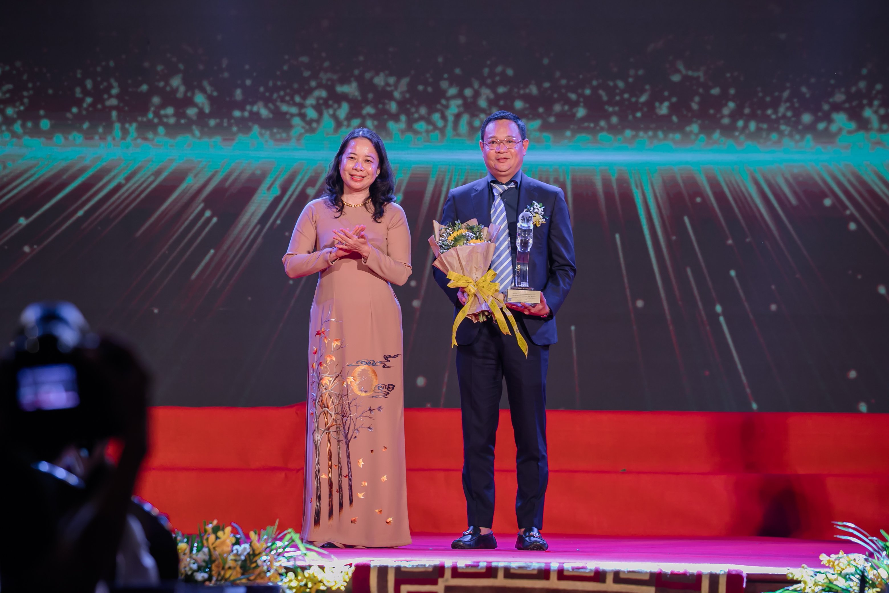 Viglacera makes its mark on the international quality map of Asia - Pacific
